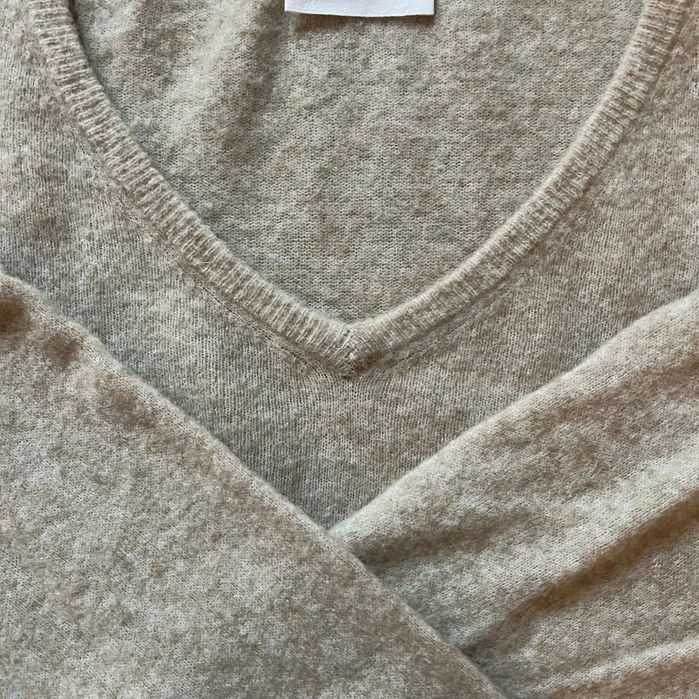 American Vintage V-Neck Sweater - Beige - Picture 3 of 4